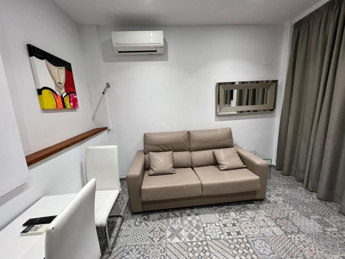 Apartamentos Royal Urban غرناطة المظهر الخارجي الصورة